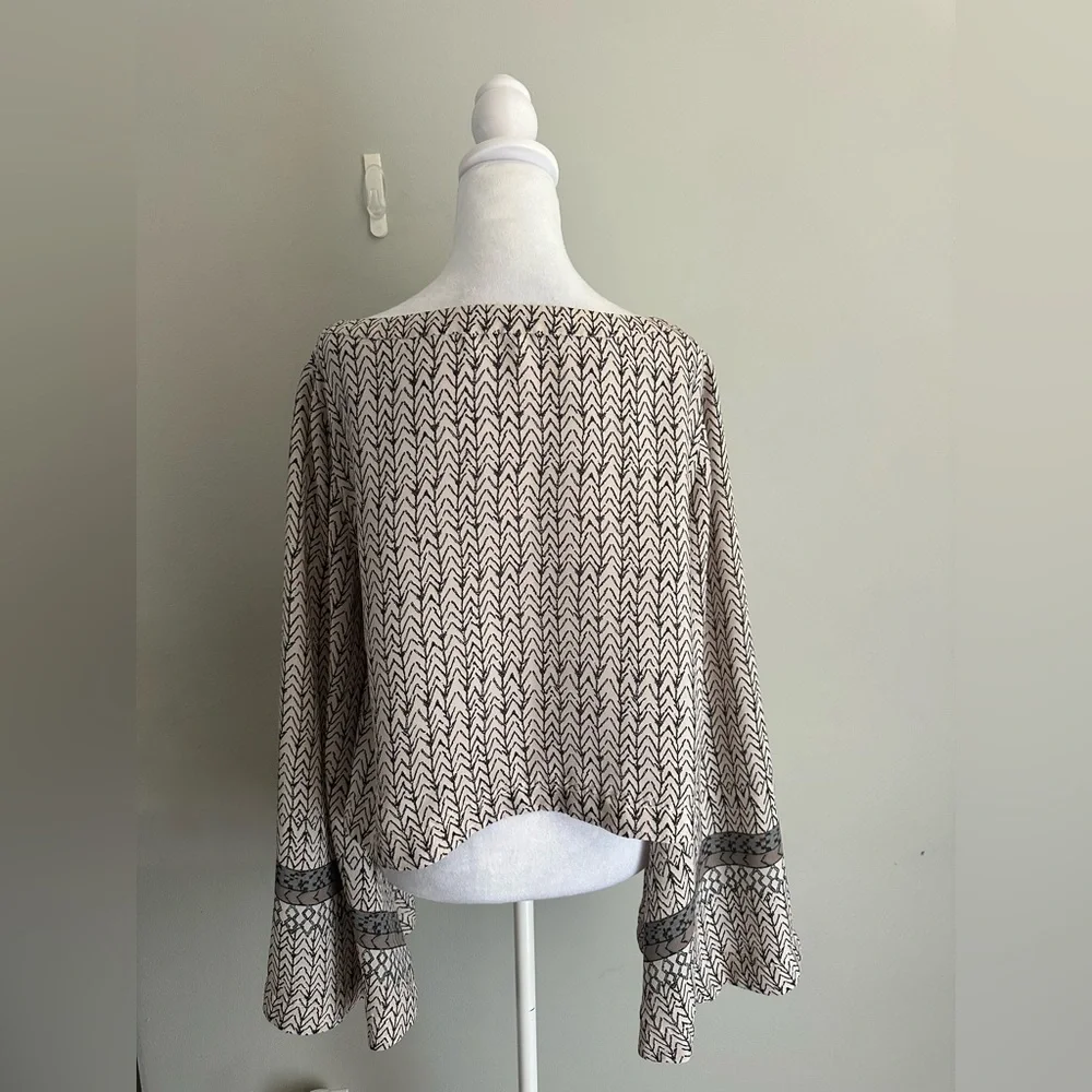 FREE PEOPLE Stars Aligned Bell Sleeve Crop Top long sleeve Boho Chic Large